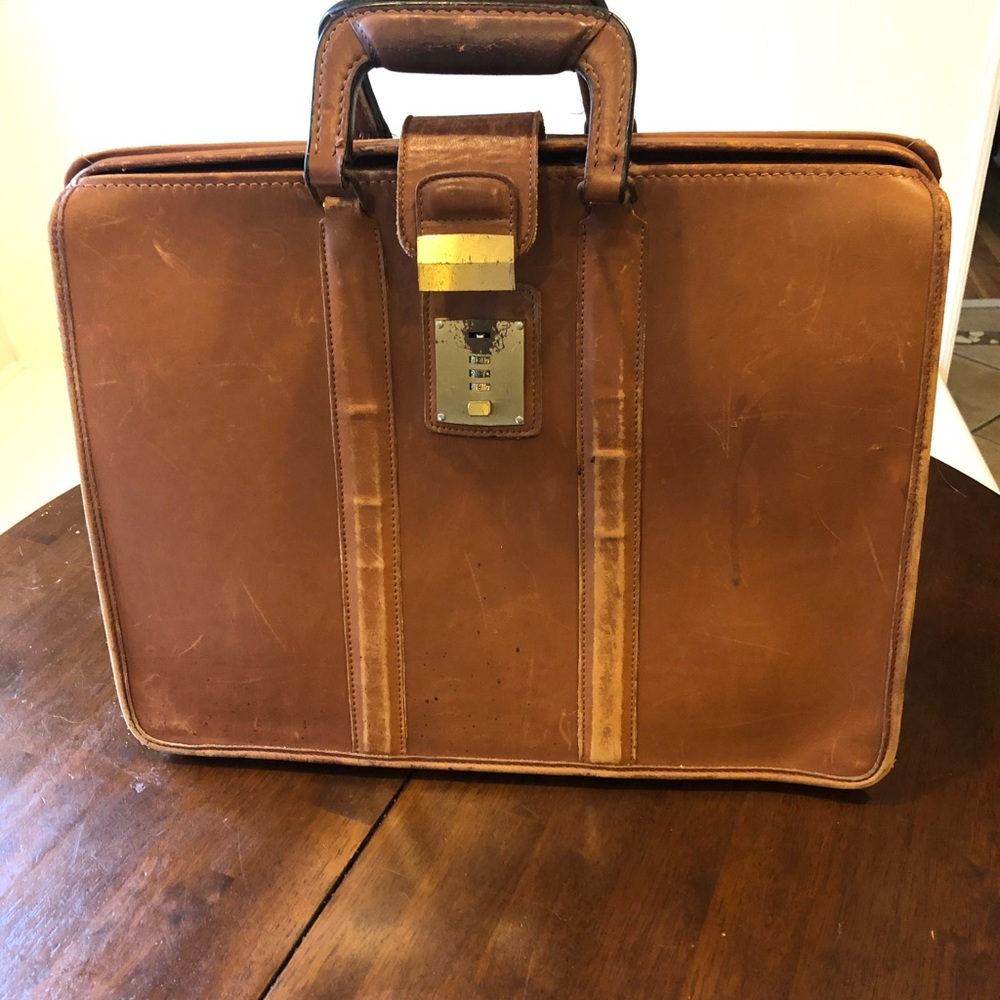 Vintage Coach Doctor/Lawyer Bag